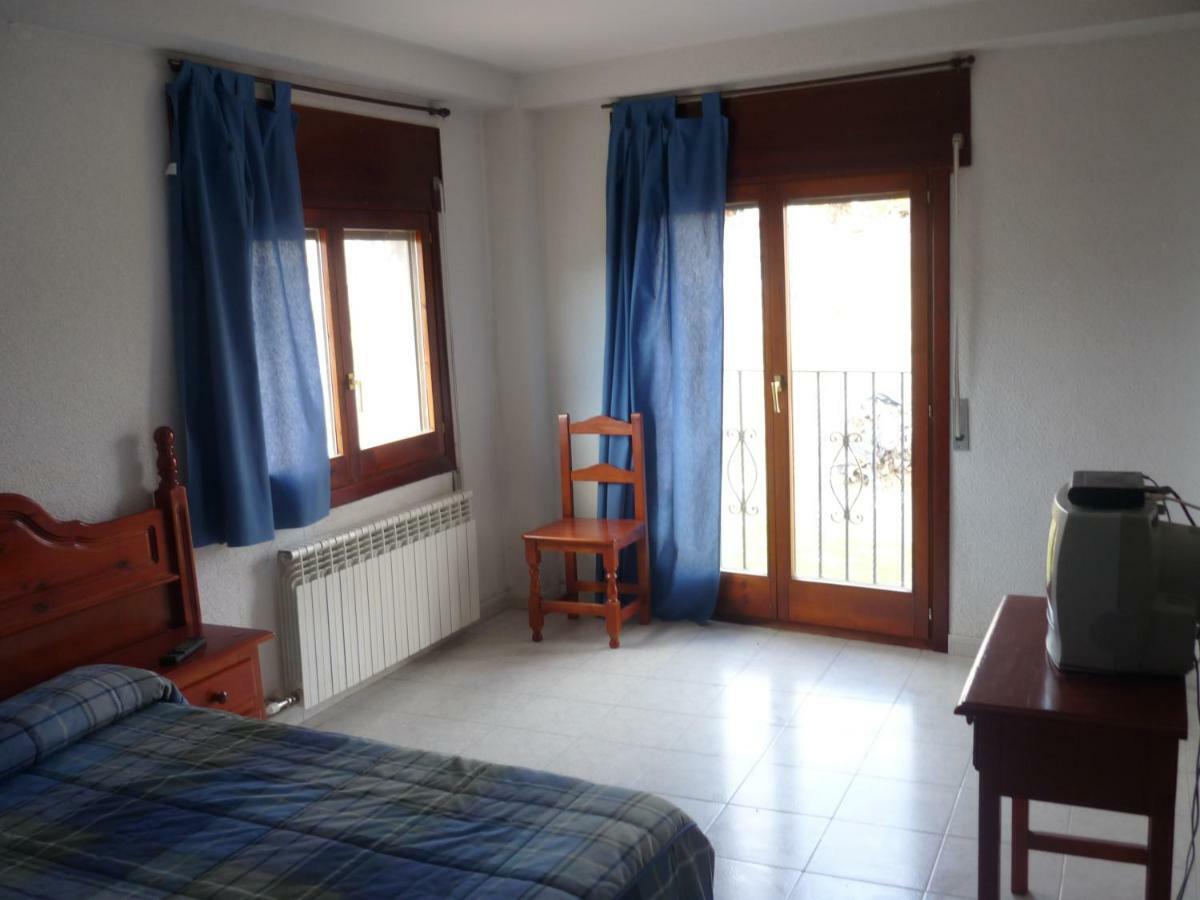 Hostal Restaurante San Millan โอริฮัวลา เดล เตรเมดัล ภายนอก รูปภาพ