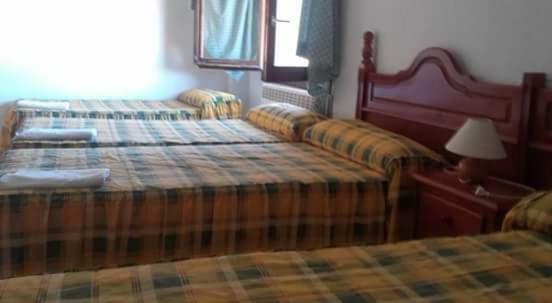 Hostal Restaurante San Millan โอริฮัวลา เดล เตรเมดัล ภายนอก รูปภาพ