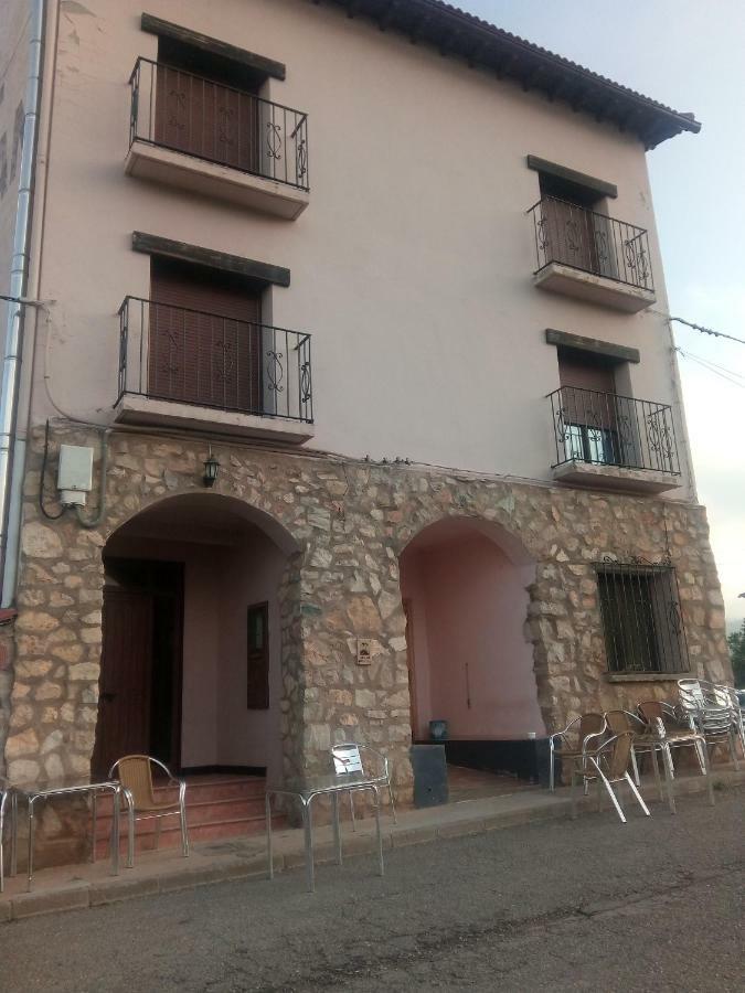 Hostal Restaurante San Millan โอริฮัวลา เดล เตรเมดัล ภายนอก รูปภาพ