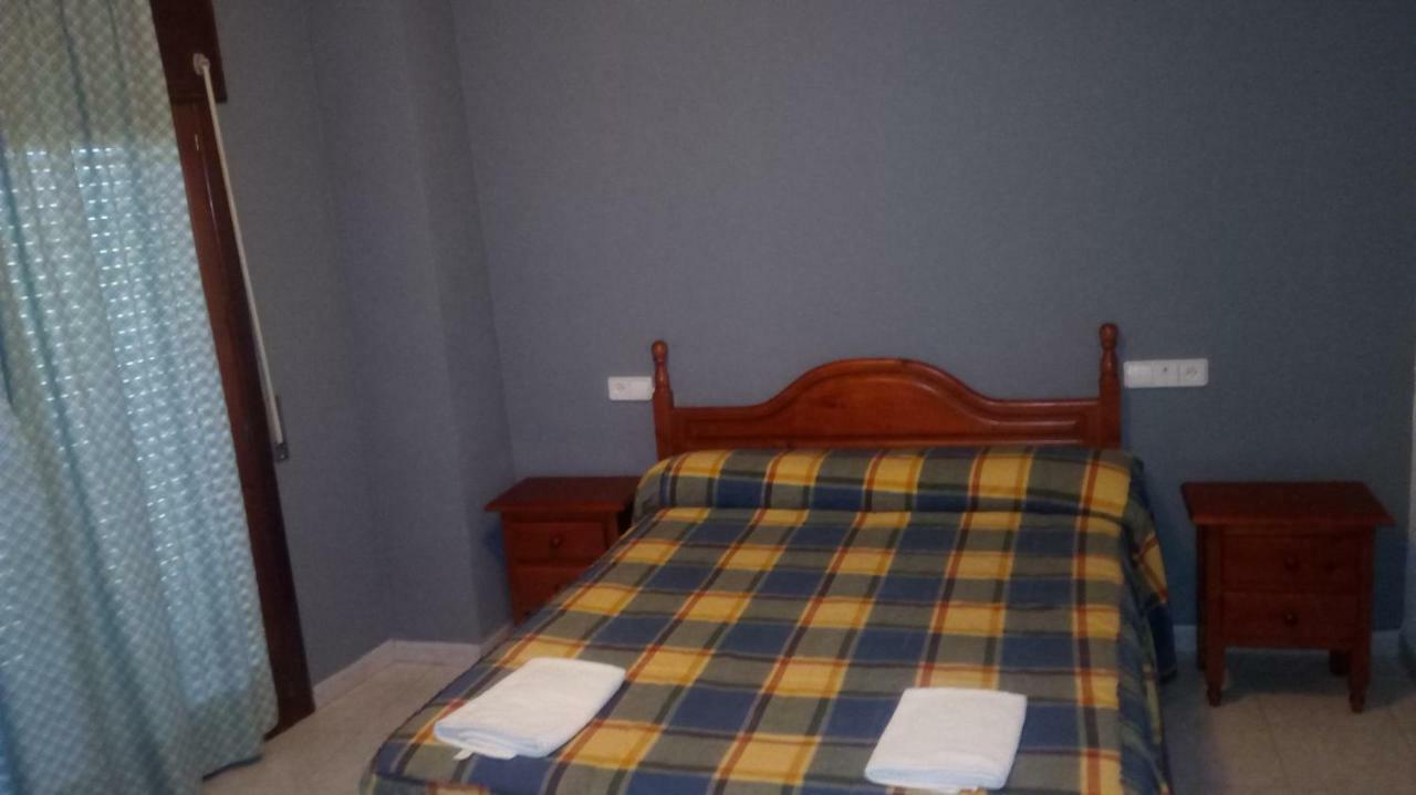 Hostal Restaurante San Millan โอริฮัวลา เดล เตรเมดัล ภายนอก รูปภาพ